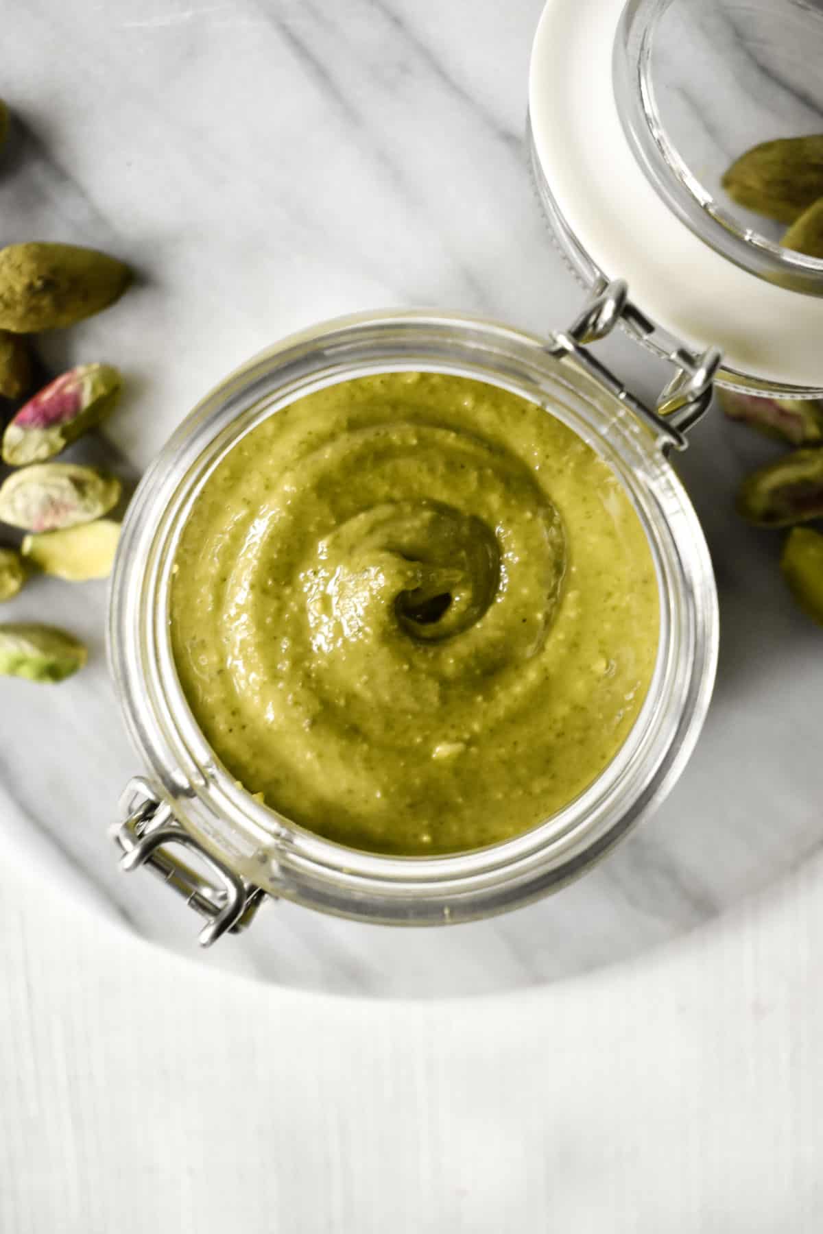 https://shivanilovesfood.com/wp-content/uploads/2019/01/Pistachio-Butter-3.jpg