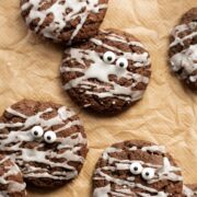 halloween mummy cookies with googly eyes