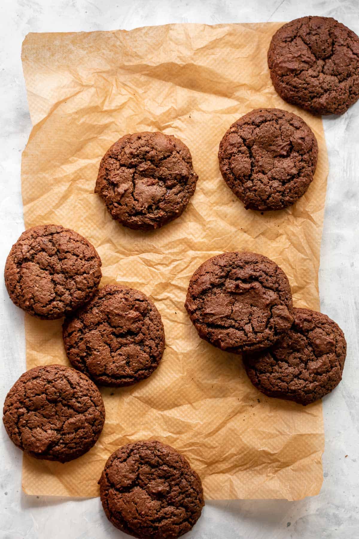 chocolate cookies with a crinkly top